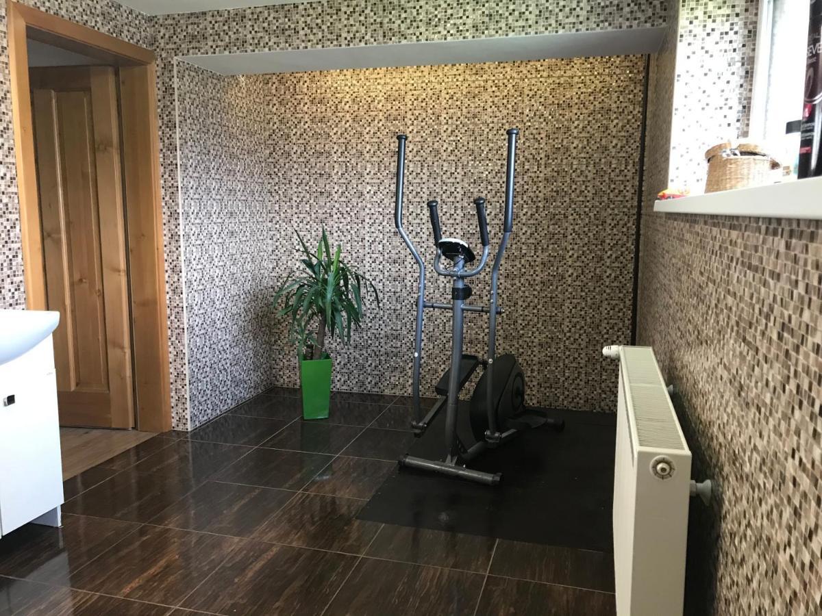 Apartman Emka 2 Liptovský Mikuláš 外观 照片